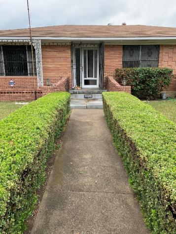 1905 Yucca Drive Dallas TX 75217
