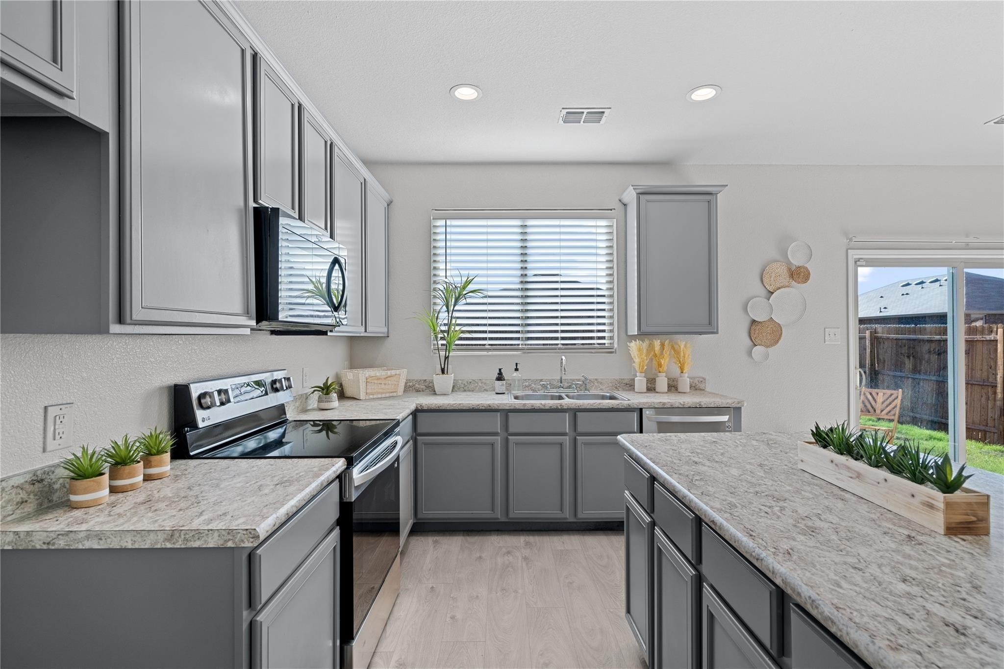 1110 Greywood Drive Van Alstyne TX 75495