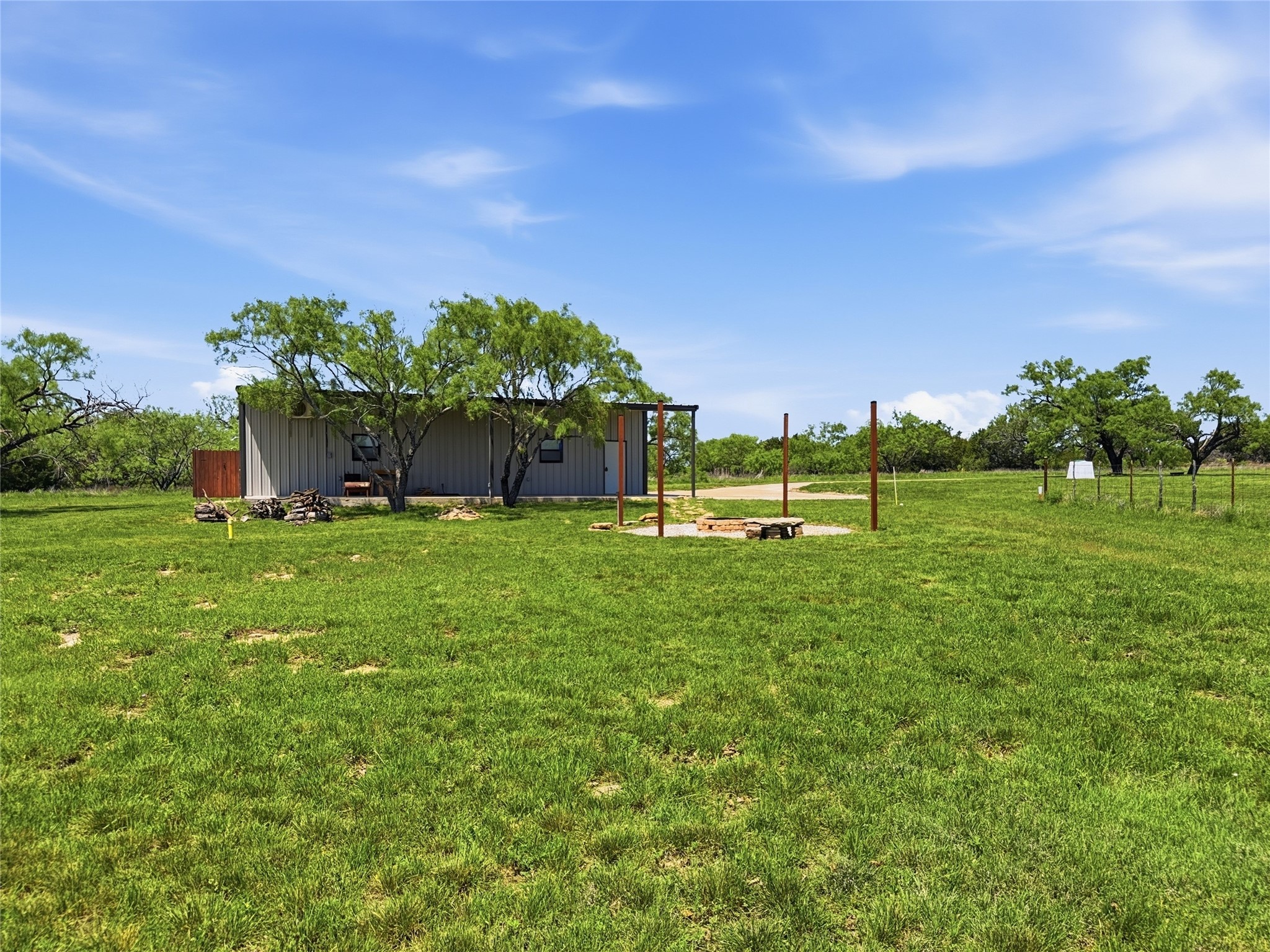 570 Pr 42103 Evant TX 76525