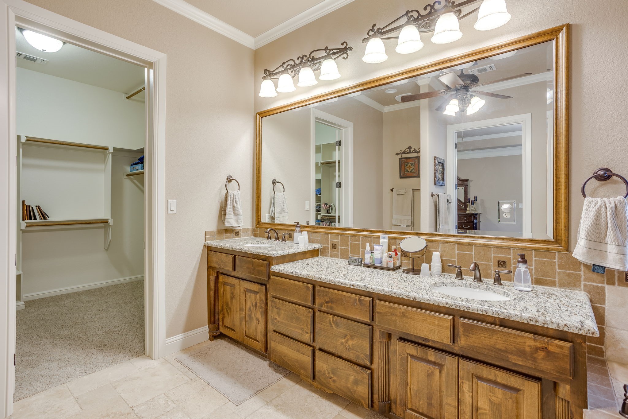6417 Beacon Vista Circle Granbury TX 76049