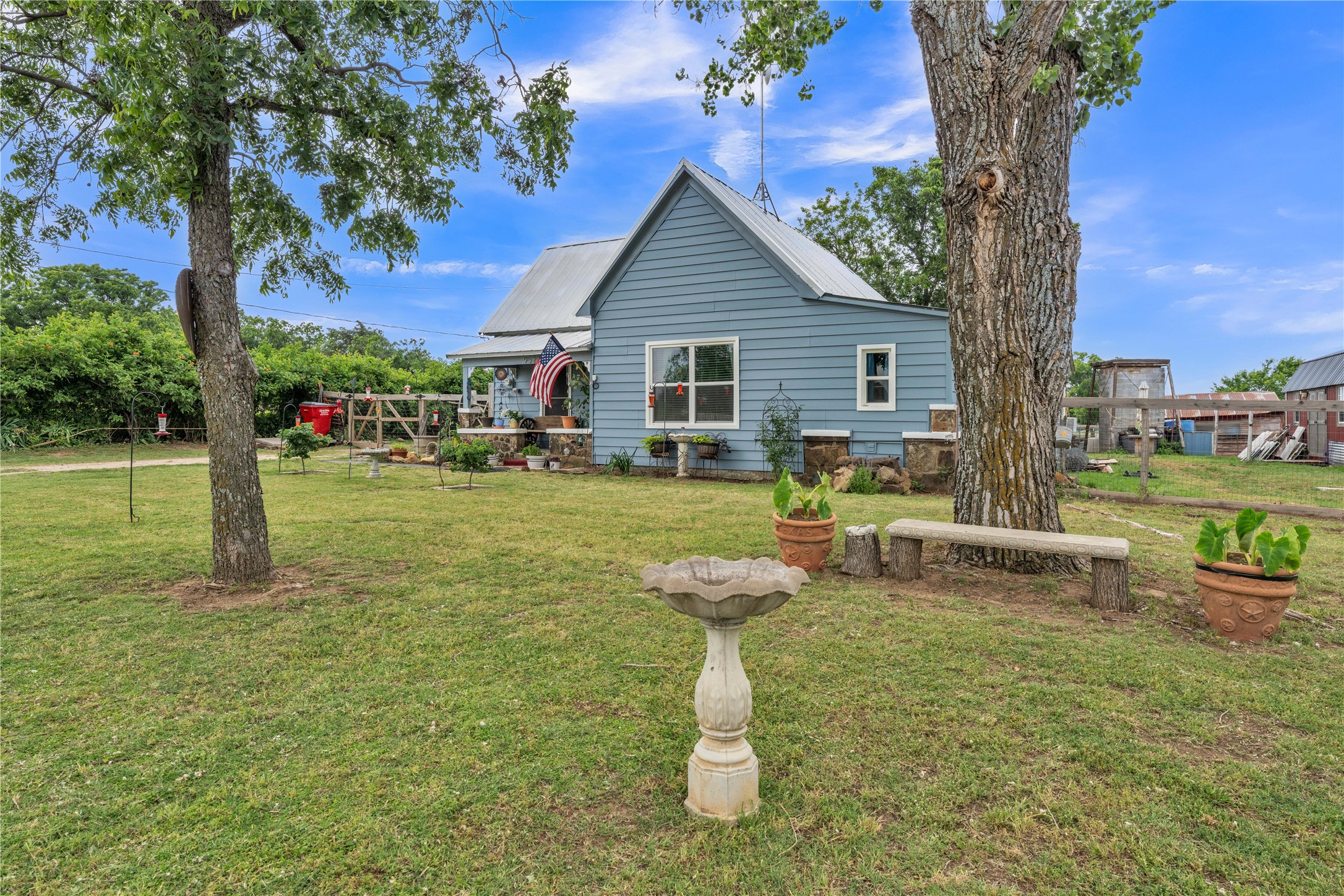9522 E Fm 174 Bellevue TX 76228