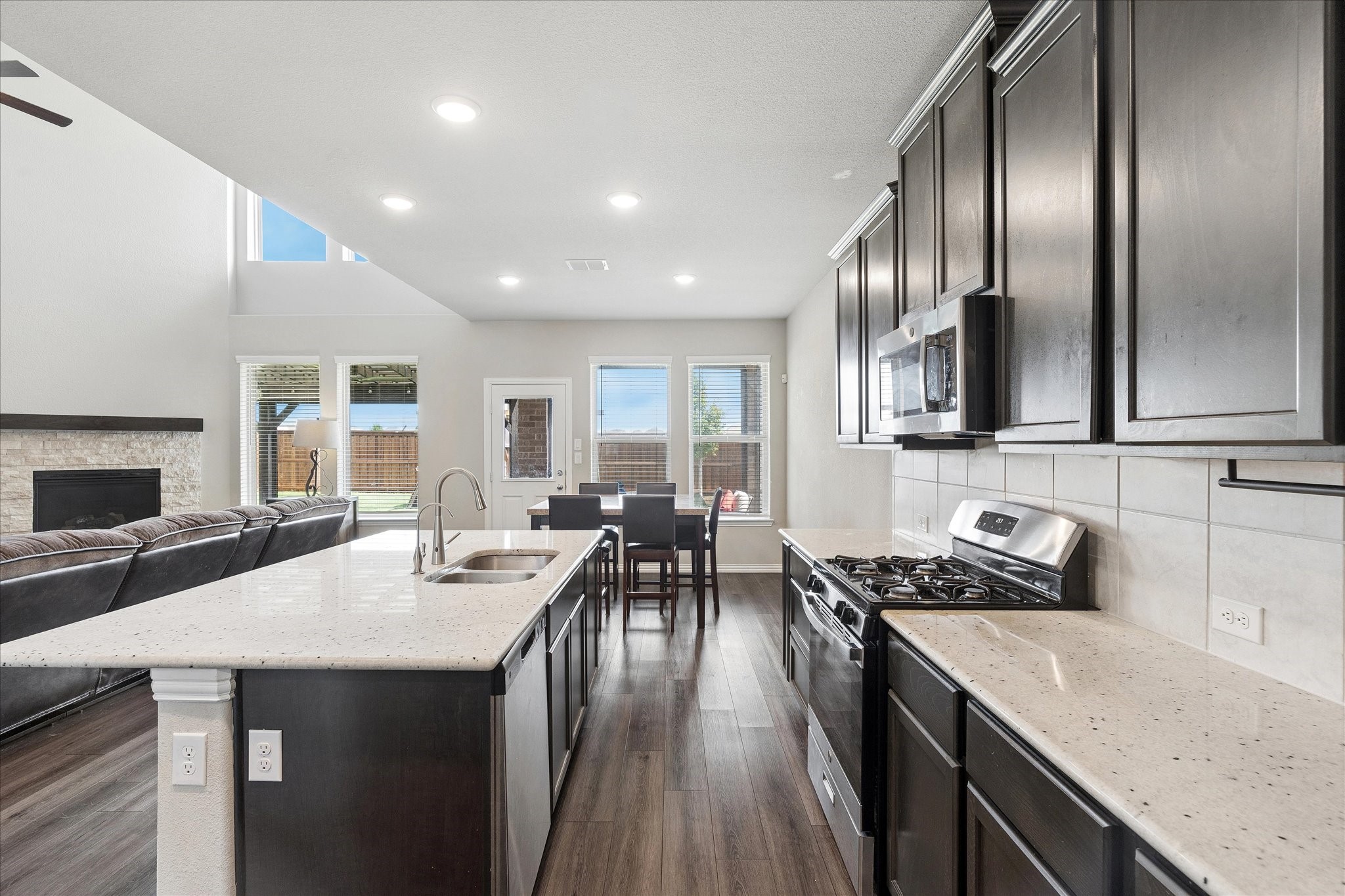 400 Acton Avenue Fort Worth TX 76131