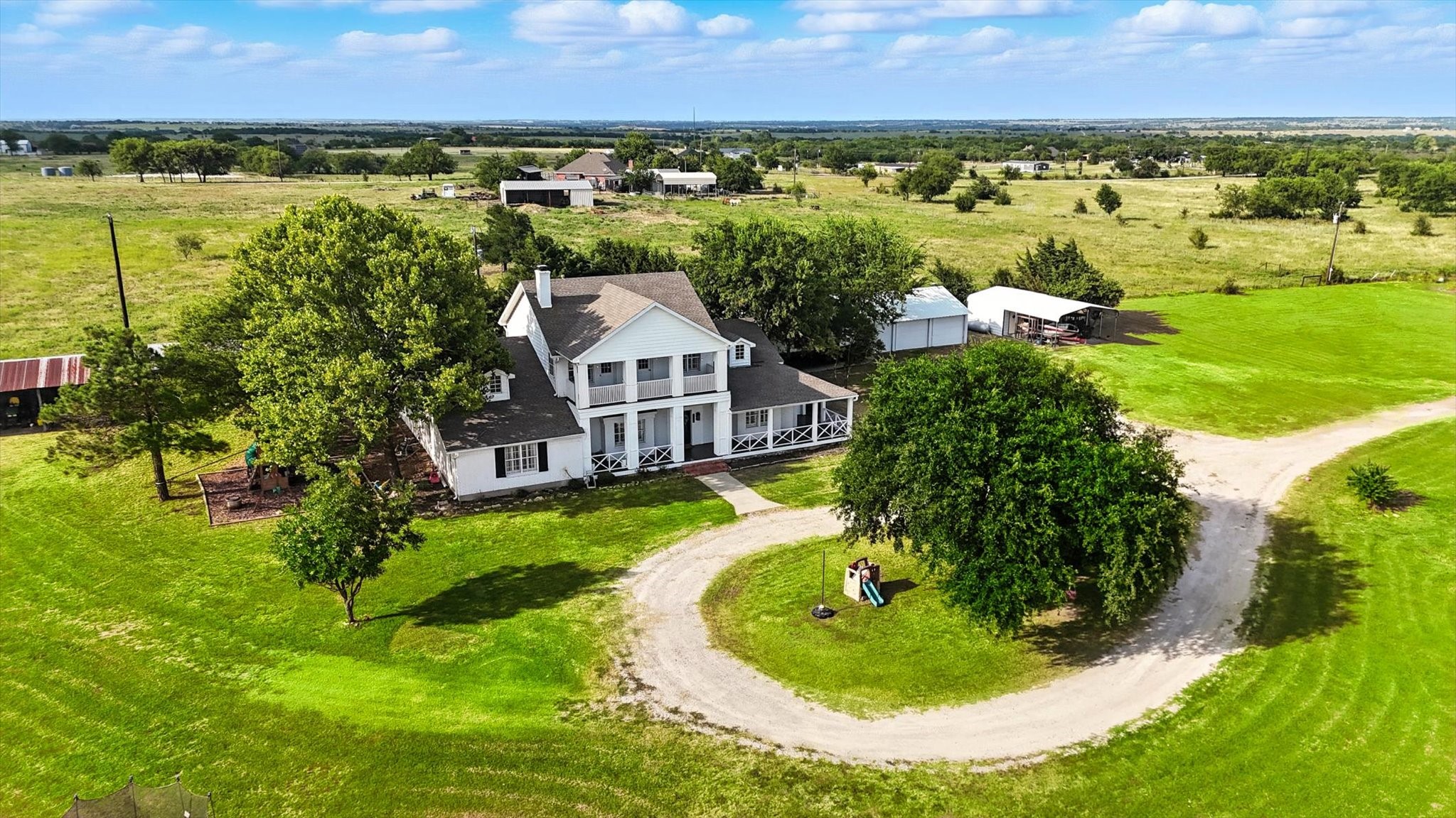 185 Quail Run Court Decatur TX 76234