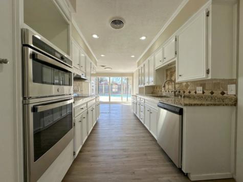 1609 Idlewood Lane Odessa TX 79761