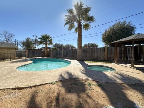 1609 Idlewood Lane Odessa TX 79761