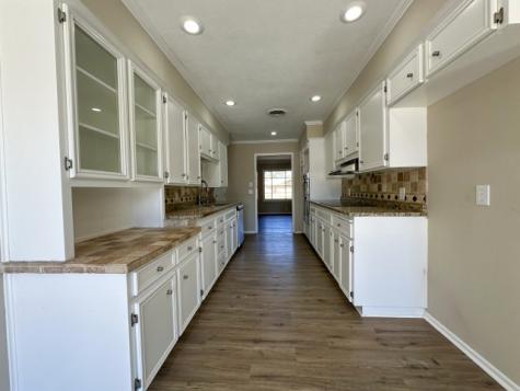 1609 Idlewood Lane Odessa TX 79761