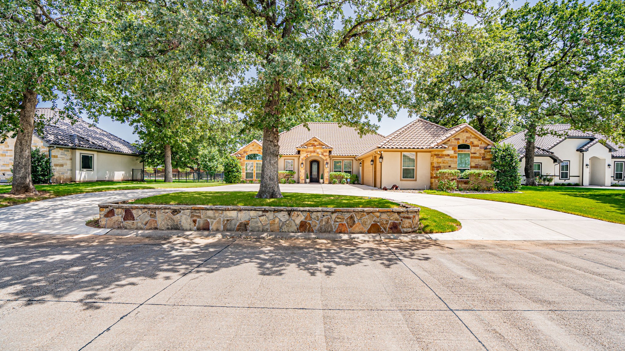 1206 Catalina Bay Boulevard Granbury TX 76048