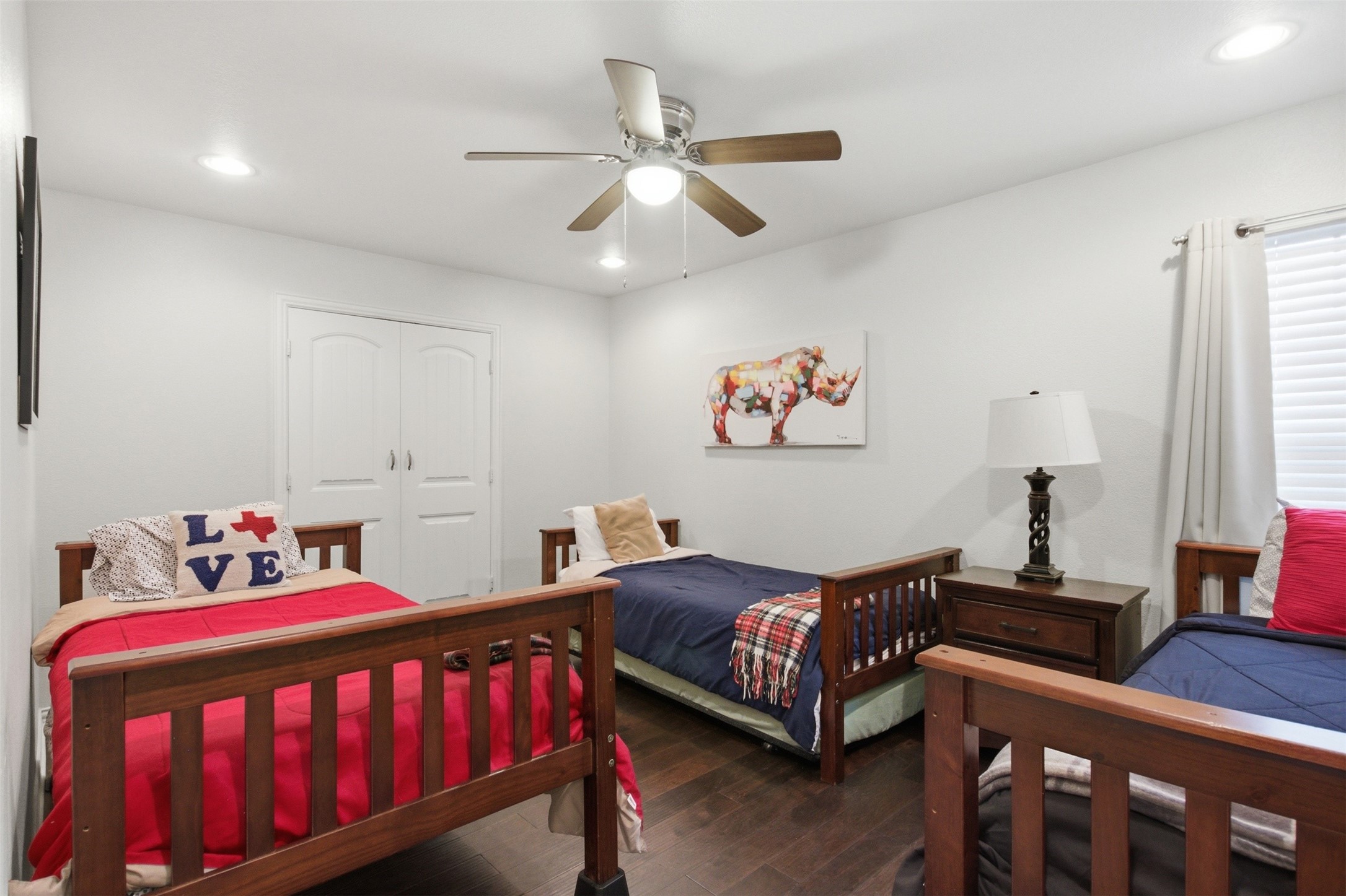 1505 Lakeview Drive Grand Prairie TX 75051