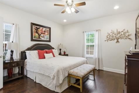 1505 Lakeview Drive Grand Prairie TX 75051