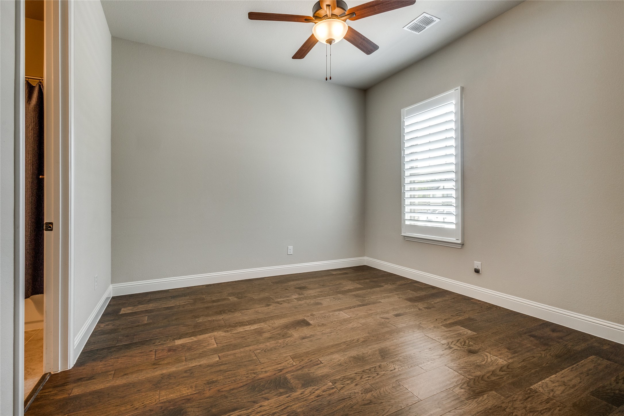 11112 Lacey Oak Ridge Flower Mound TX 76226