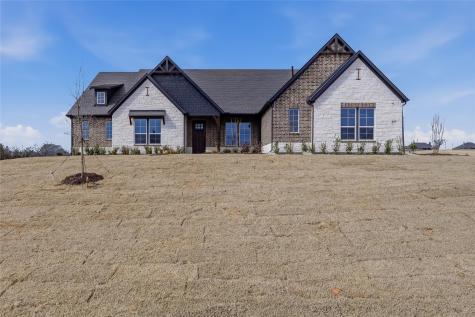 812 Valley Ridge Road Van Alstyne TX 75495