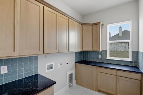 812 Valley Ridge Road Van Alstyne TX 75495