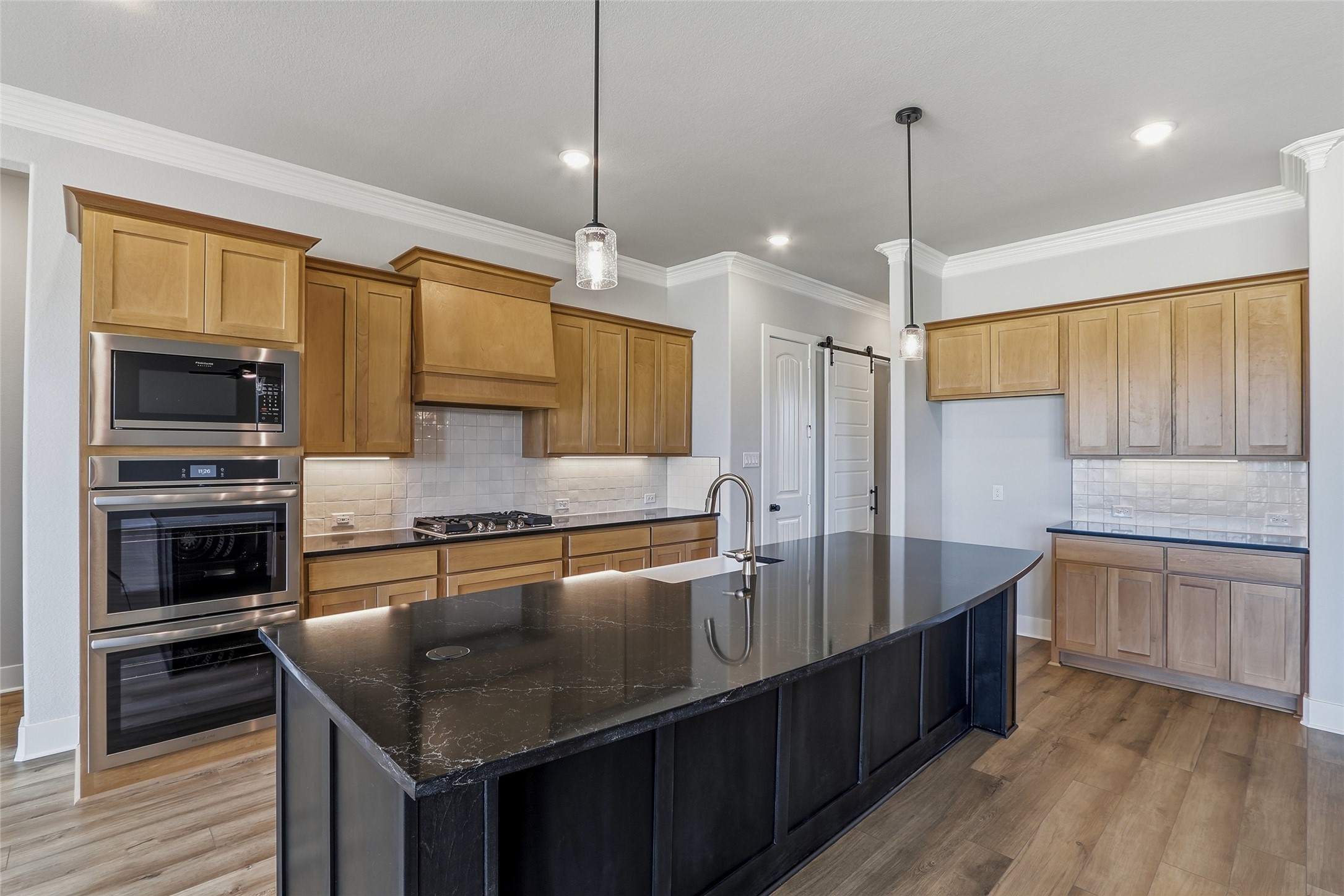 812 Valley Ridge Road Van Alstyne TX 75495