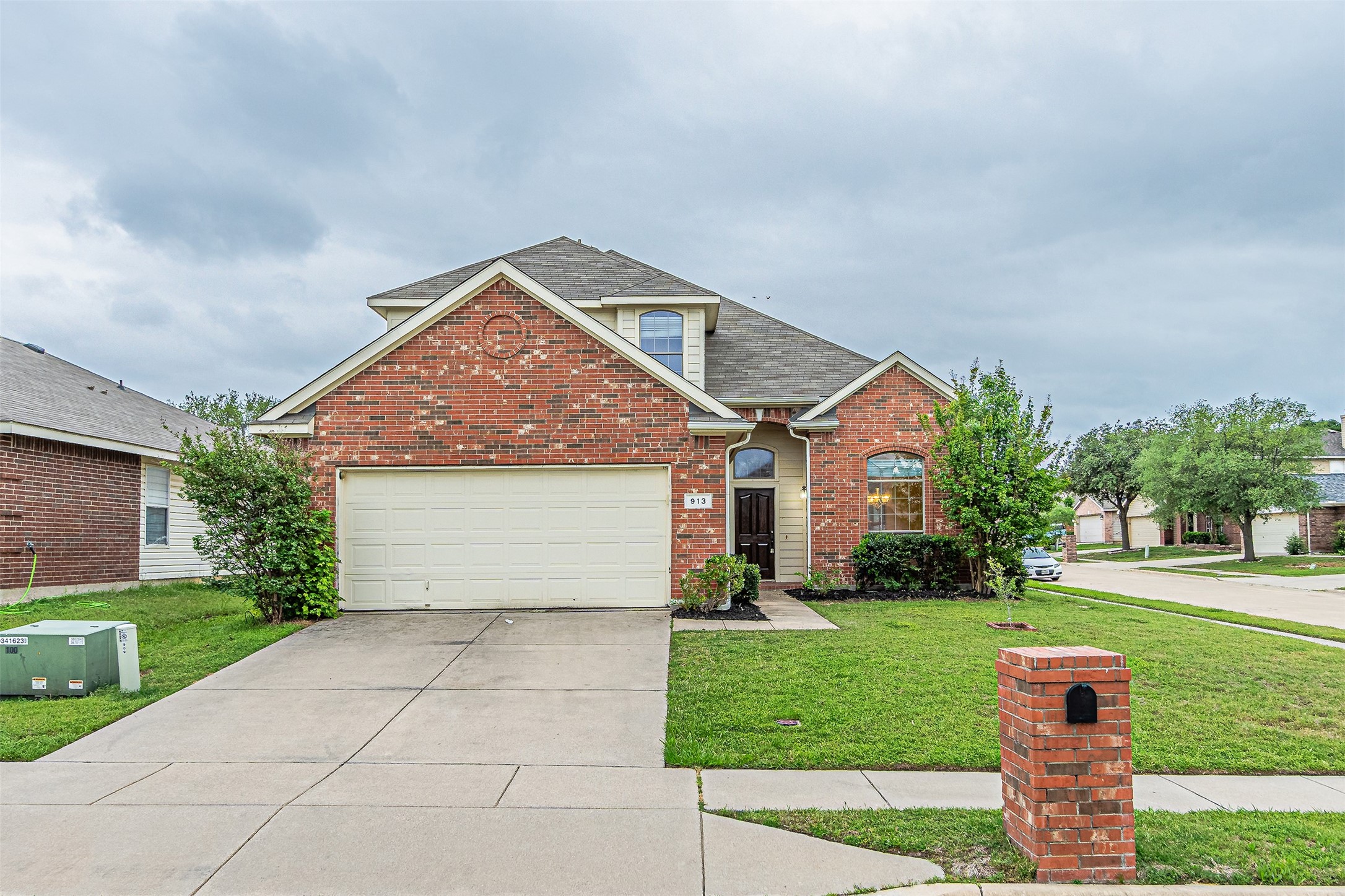 913 Poncho Lane Fort Worth TX 76052