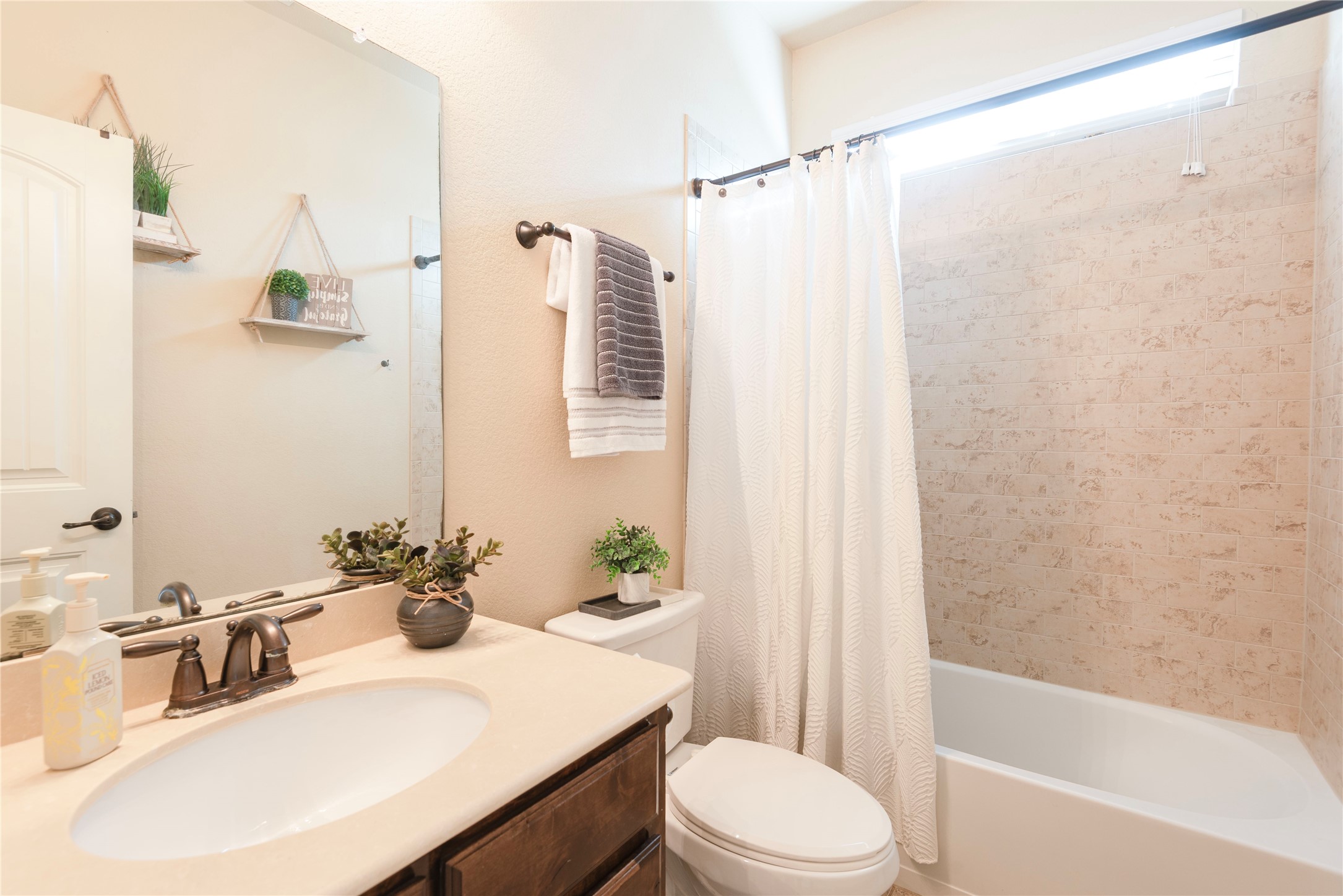 1812 Watermark Lane Wylie TX 75098