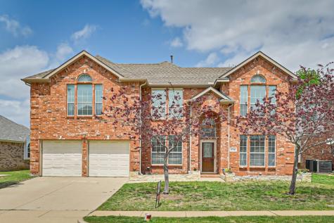 2716 Eastland Drive Grand Prairie TX 75052
