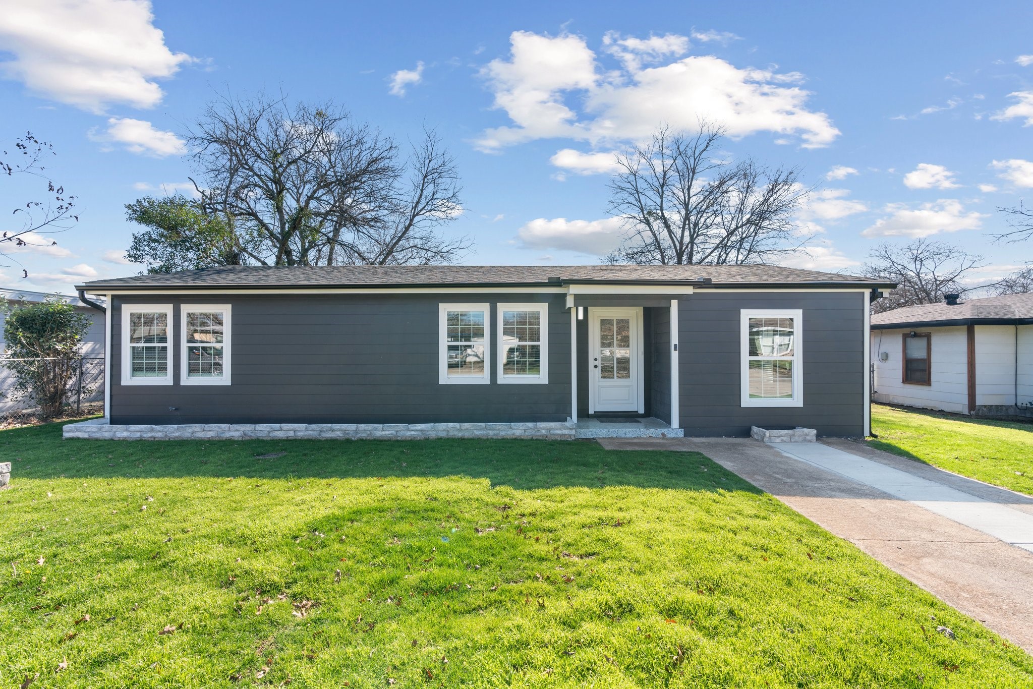 1405 Hamsted Street Fort Worth TX 76115