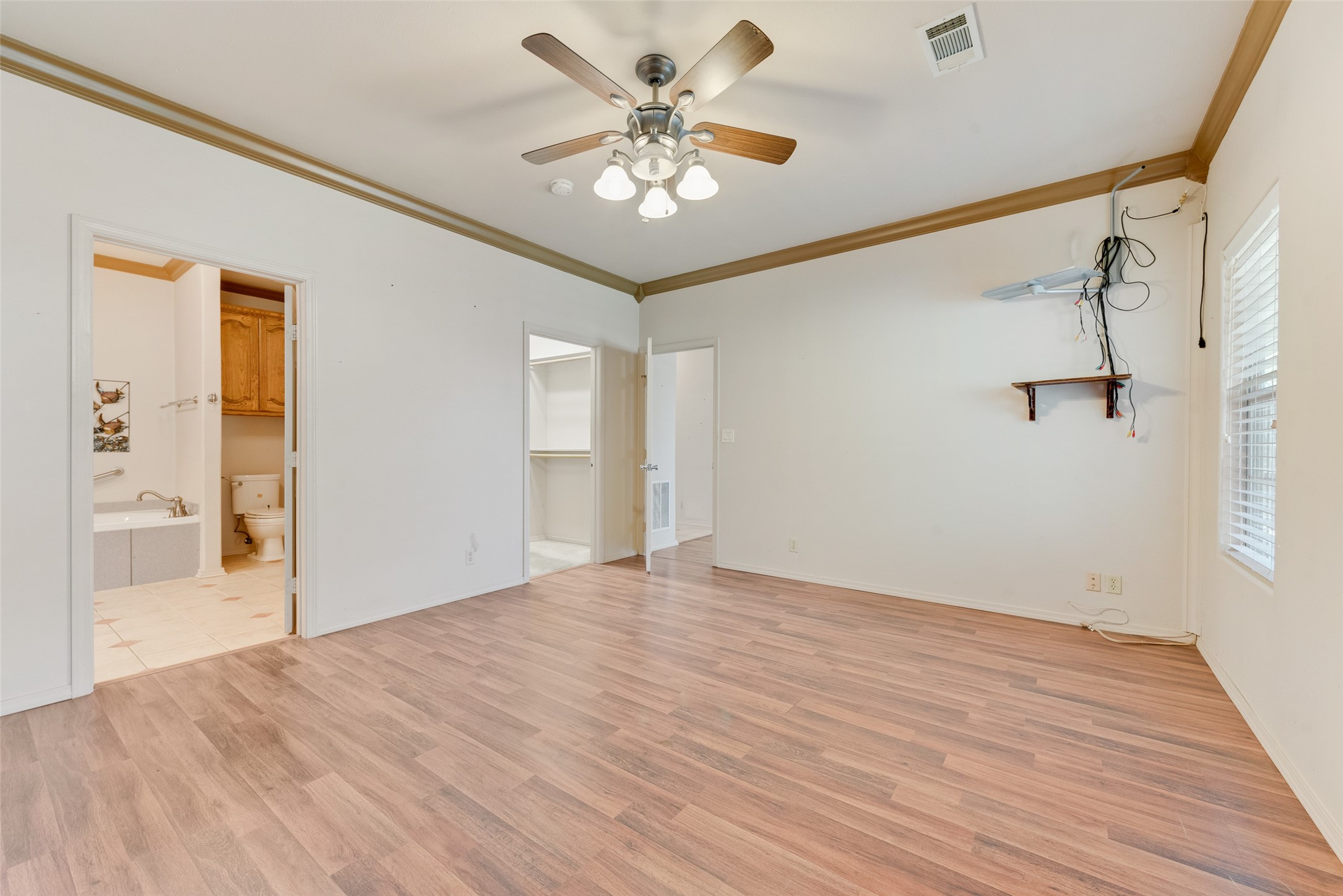 9913 Fm 740 Mesquite TX 75126
