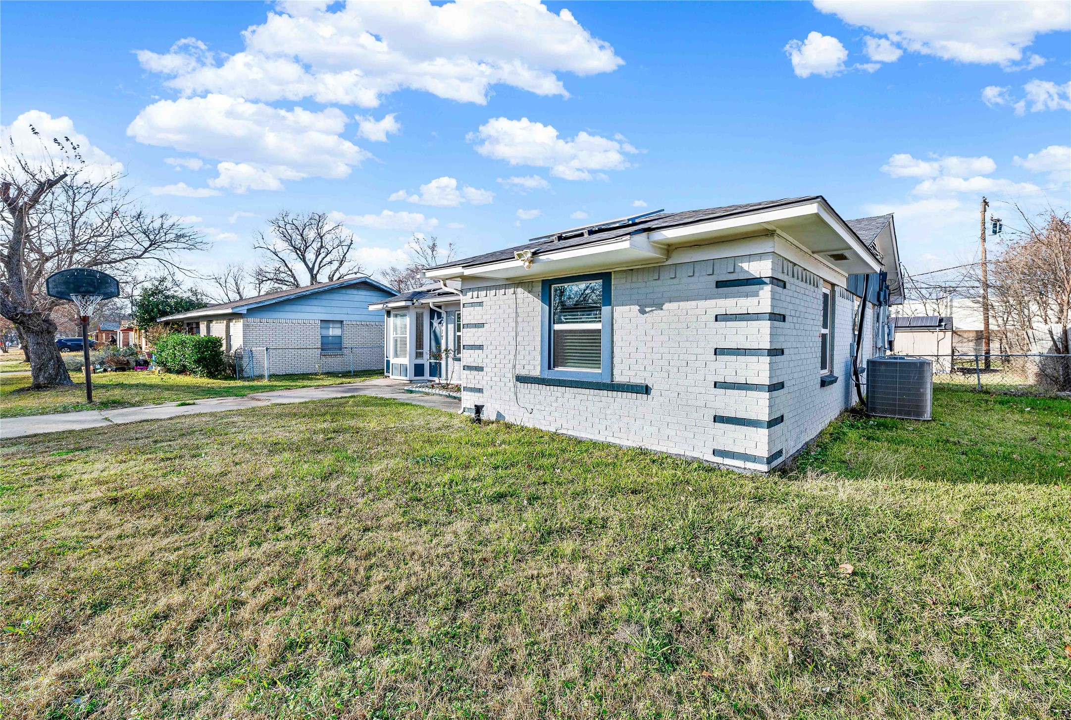 2417 Vickie Street Mesquite TX 75149