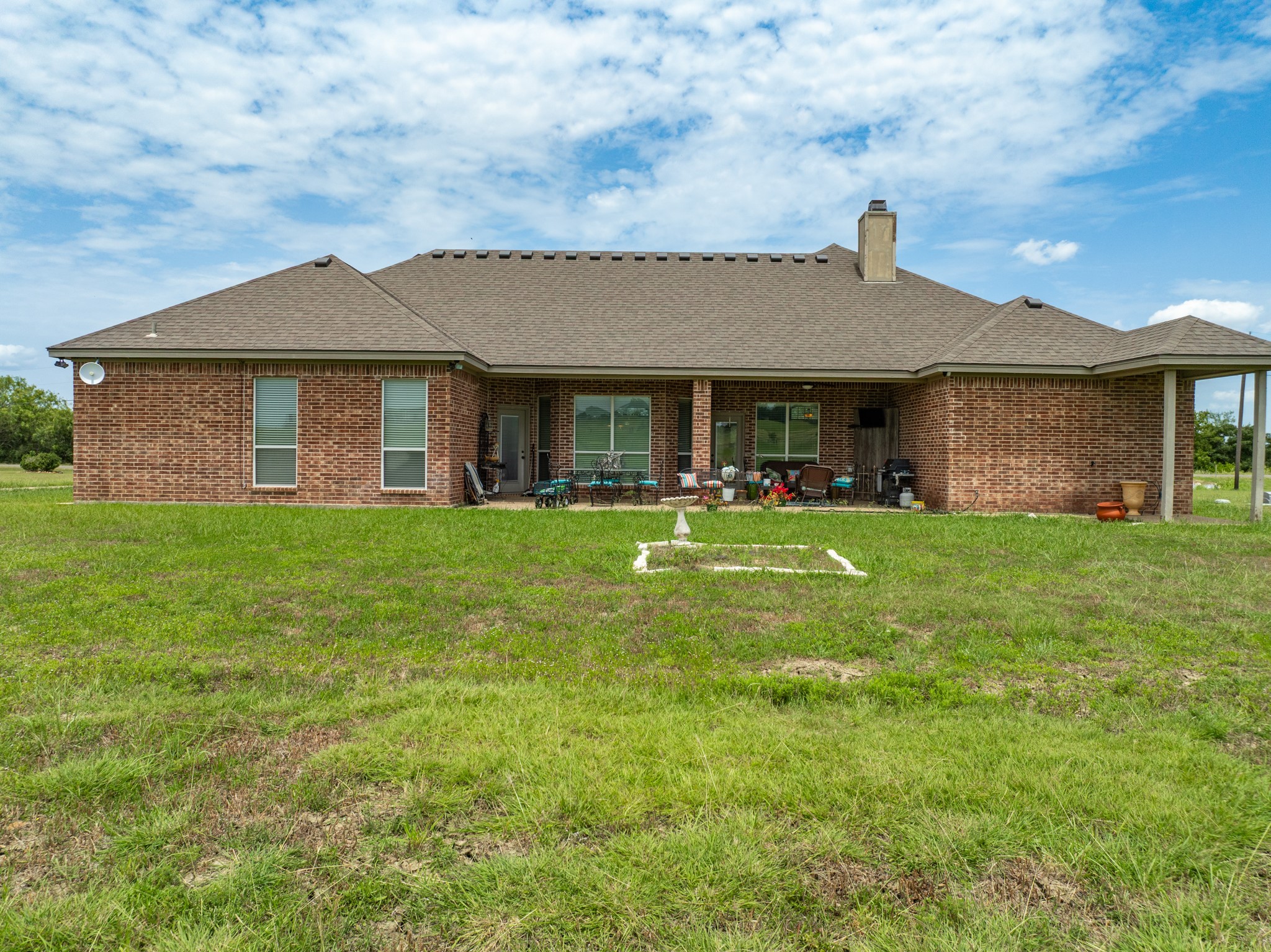 845 W County Line Road E West TX 76691