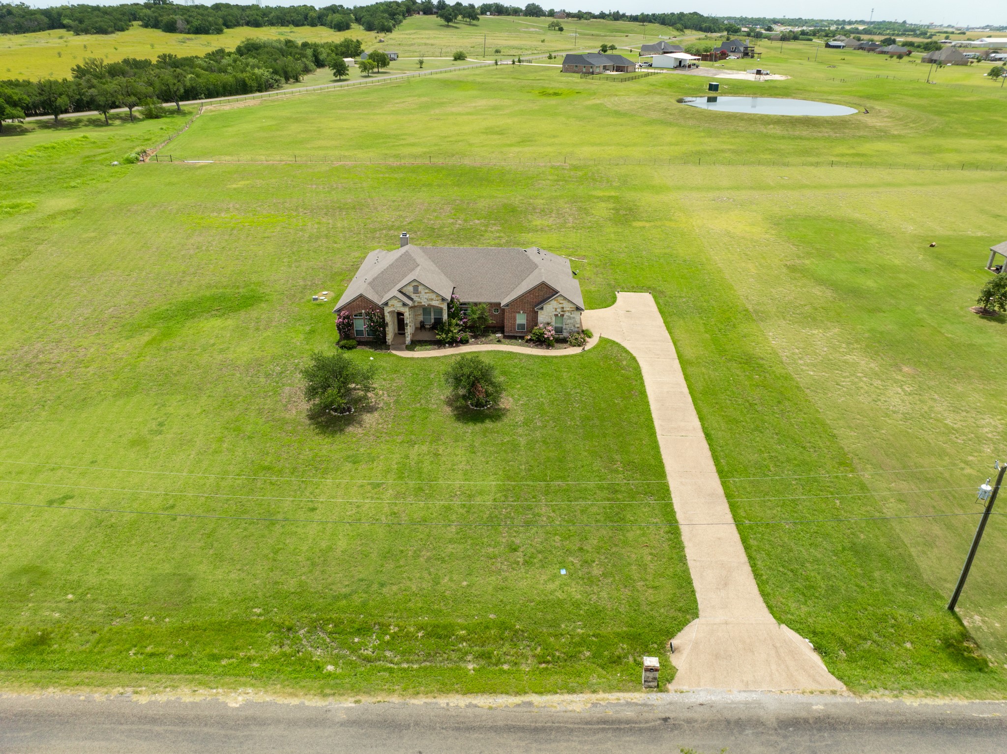 845 W County Line Road E West TX 76691