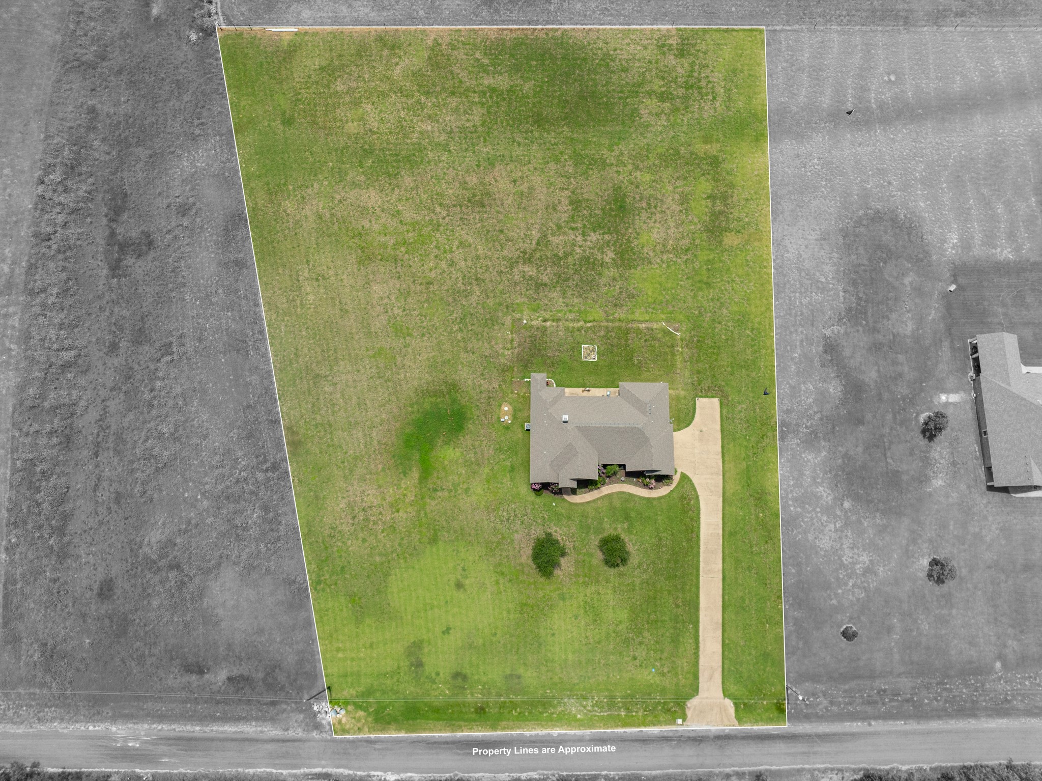 845 W County Line Road E West TX 76691