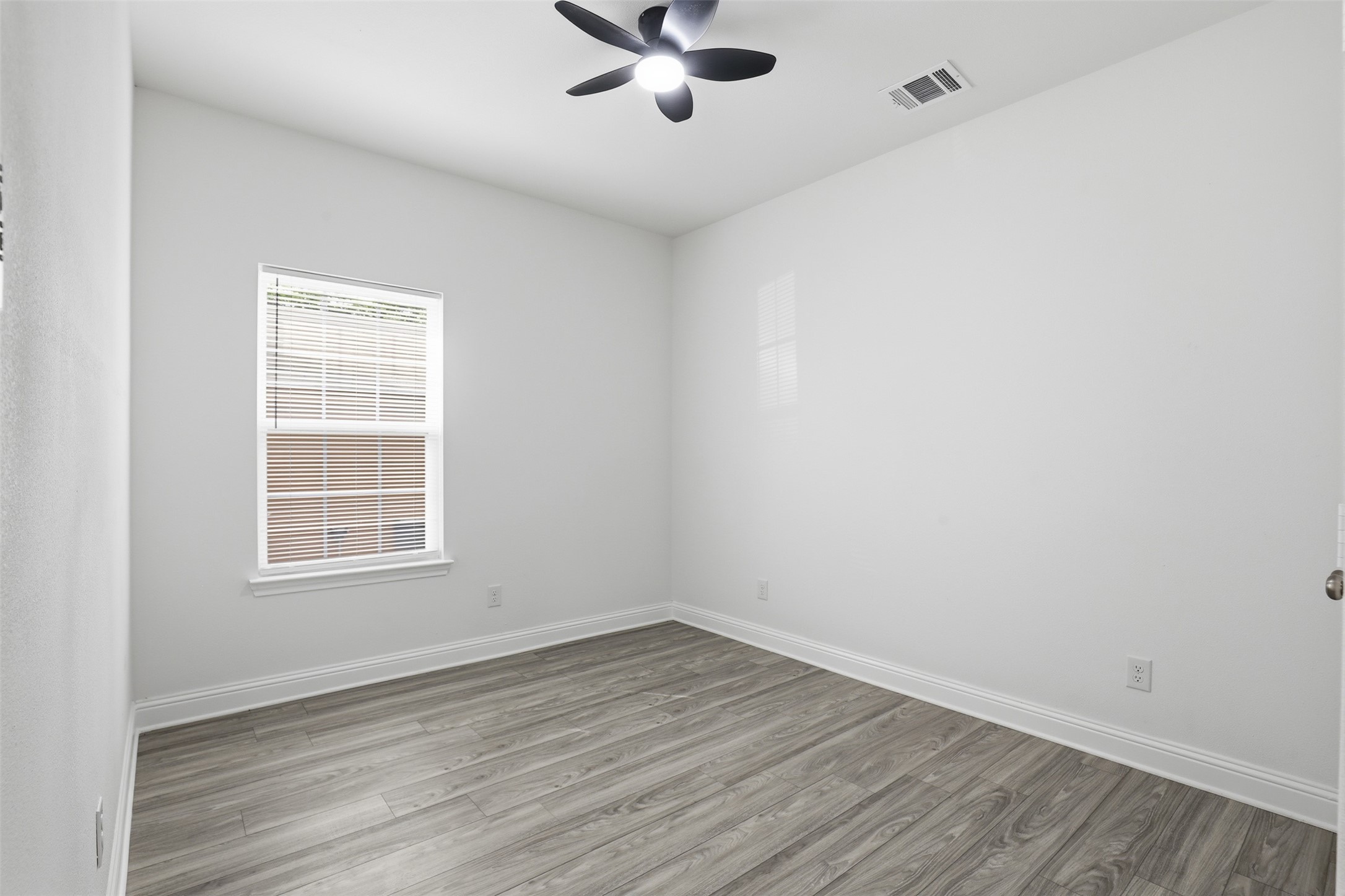 2611 Hunting Drive Fort Worth TX 76119