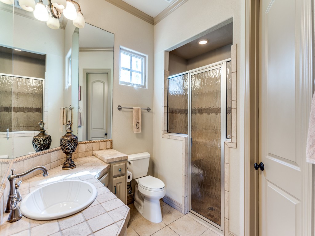 1608 Rivercrest Court Fort Worth TX 76107
