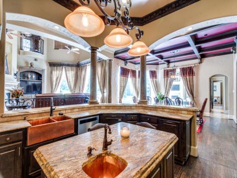1608 Rivercrest Court Fort Worth TX 76107