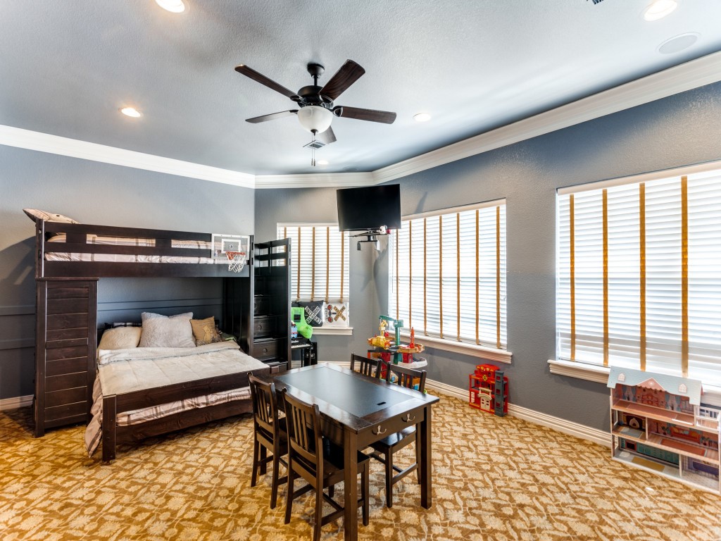 1608 Rivercrest Court Fort Worth TX 76107