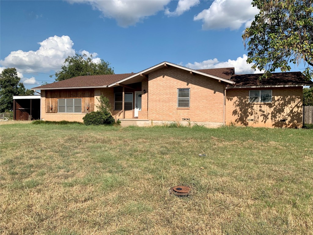 1222 Clay Street Nocona TX 76255