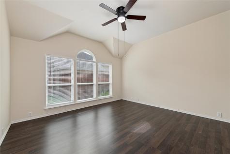 207 Meredith Court Irving TX 75063