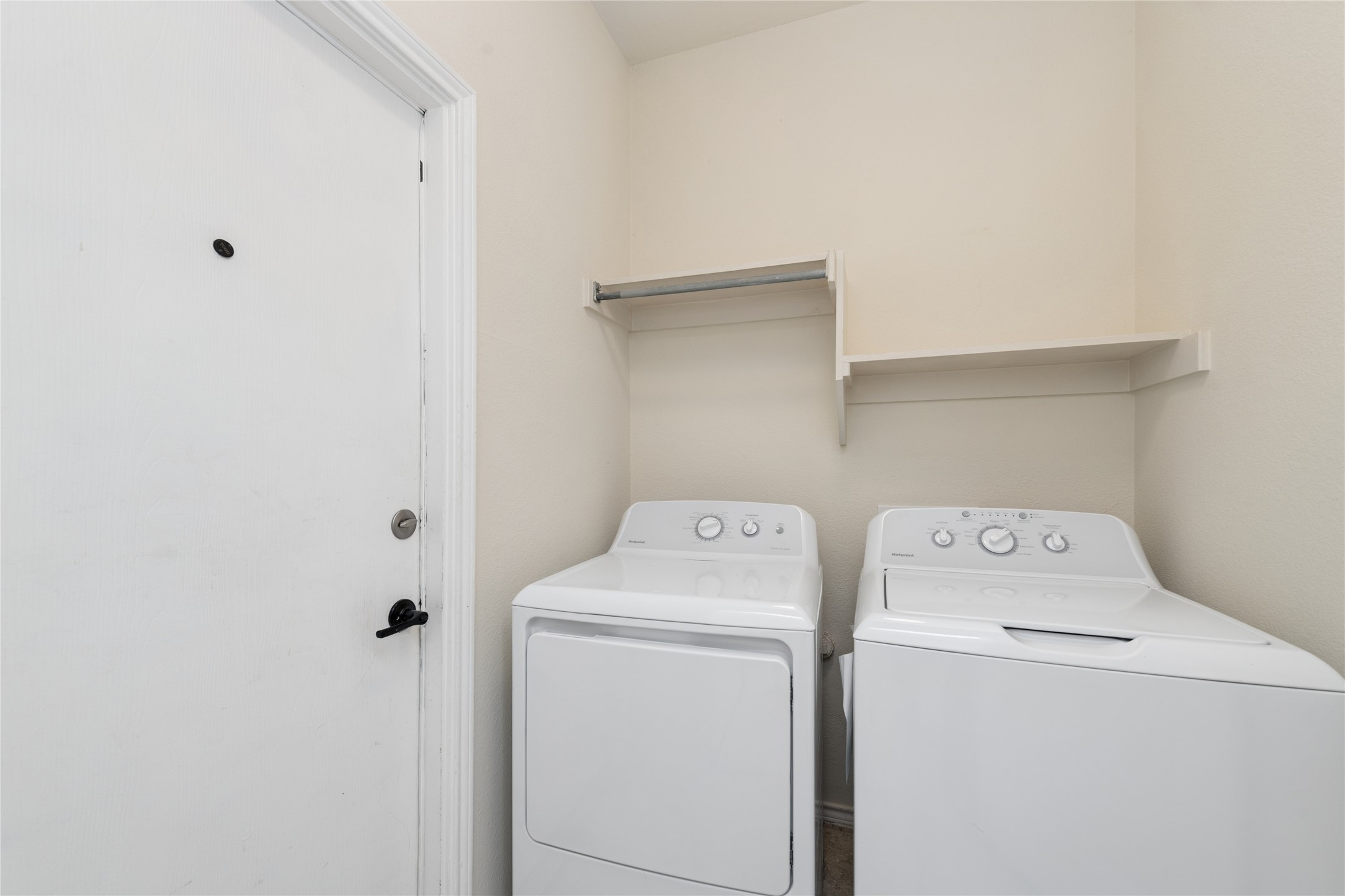 207 Meredith Court Irving TX 75063