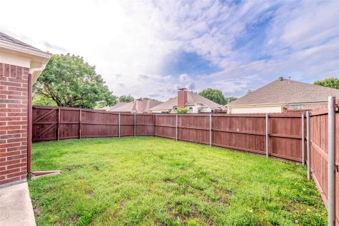 207 Meredith Court Irving TX 75063