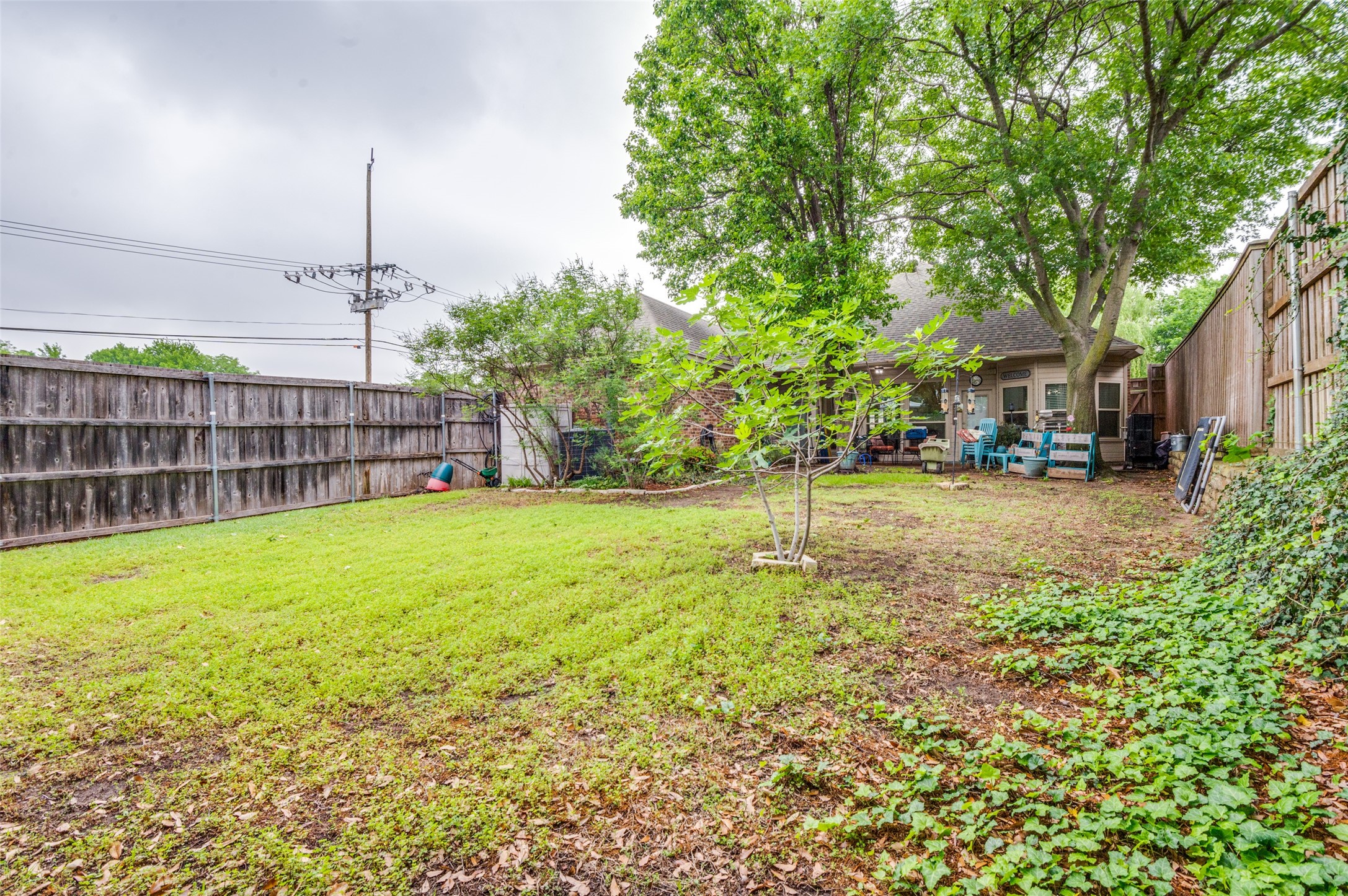 6929 Levelland Road Dallas TX 75252