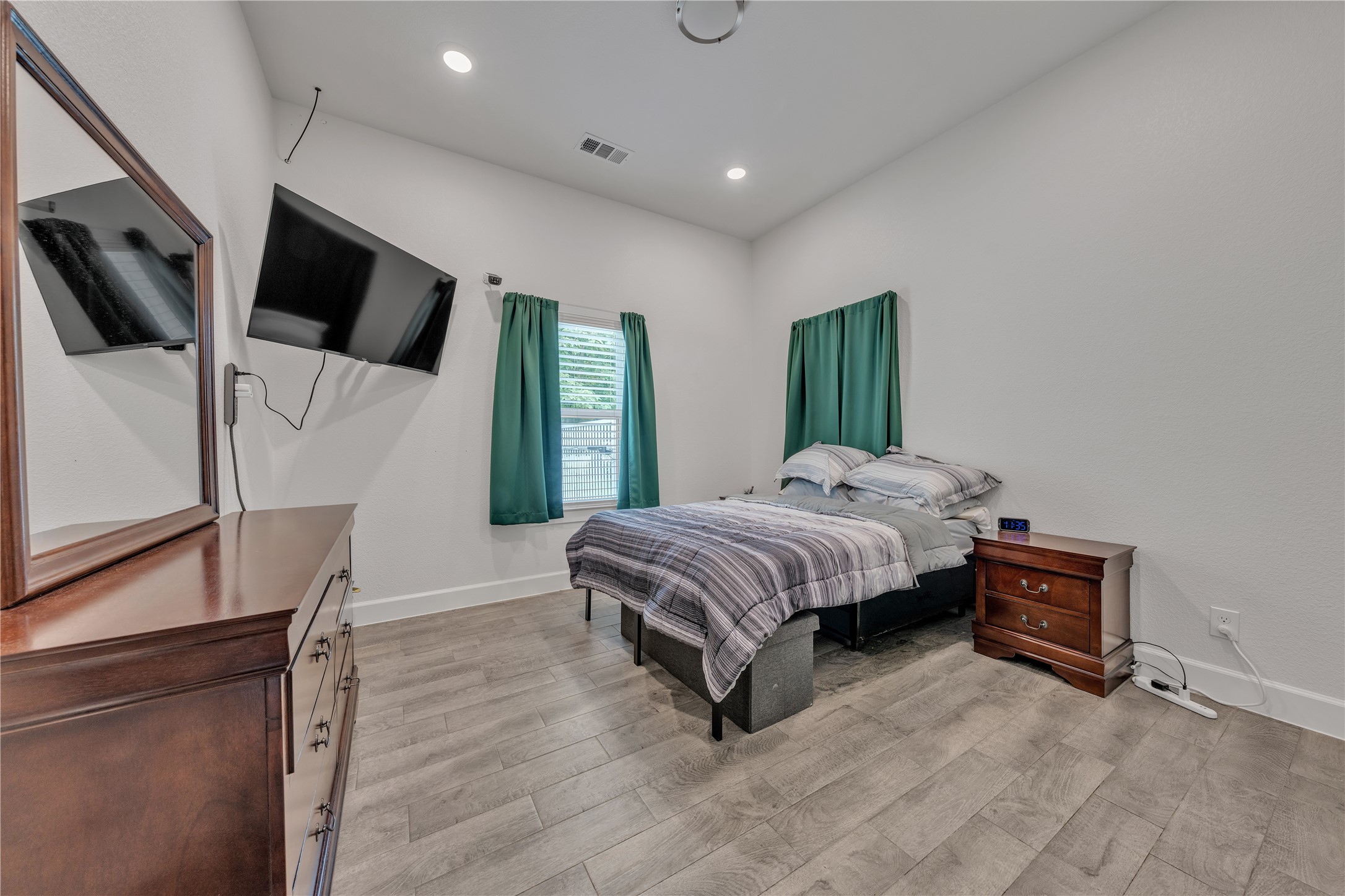 403 13th Street Mineral Wells TX 76067
