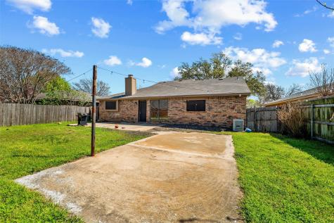 4238 Emerson Drive Grand Prairie TX 75052