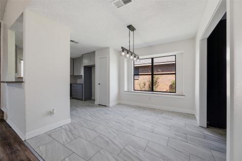4238 Emerson Drive Grand Prairie TX 75052