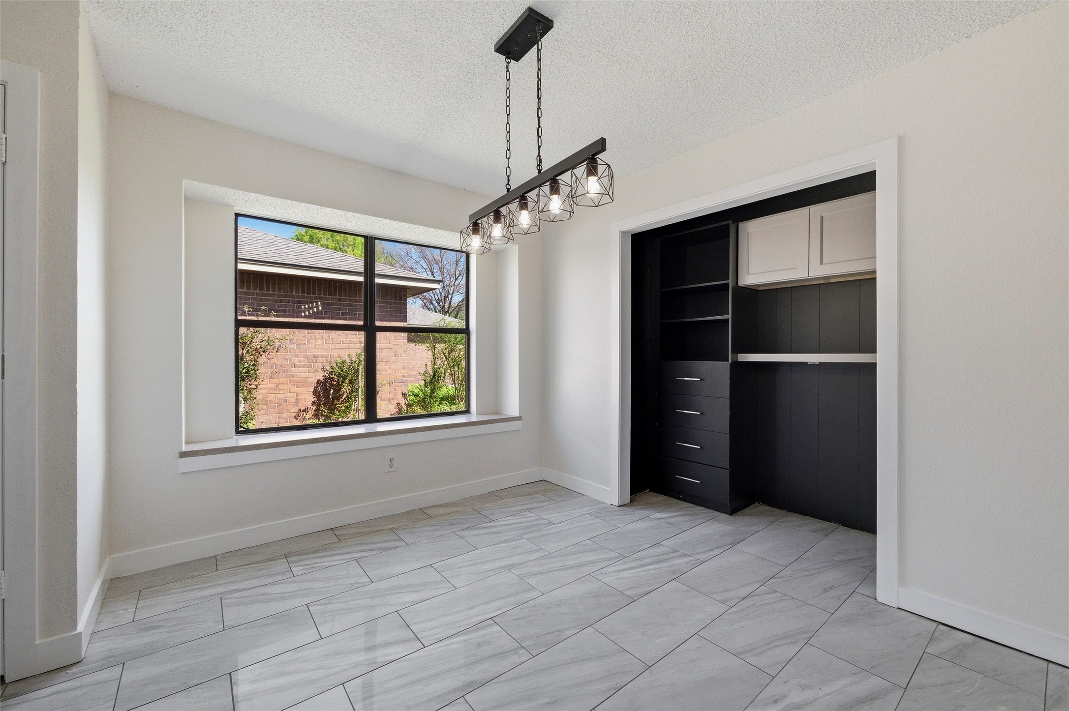 4238 Emerson Drive Grand Prairie TX 75052