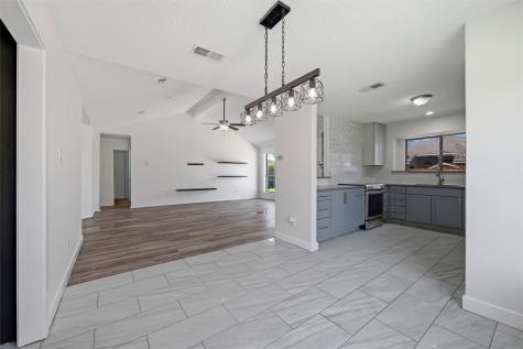 4238 Emerson Drive Grand Prairie TX 75052