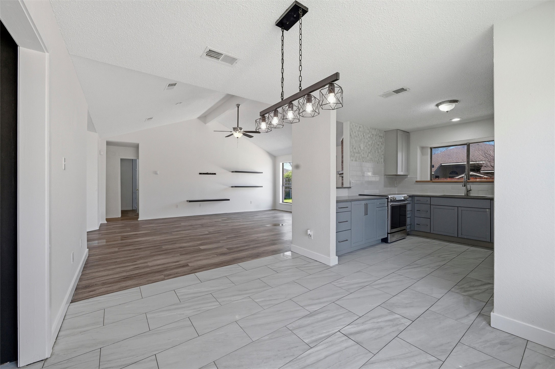 4238 Emerson Drive Grand Prairie TX 75052