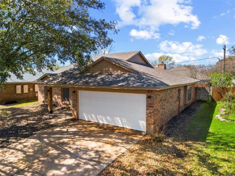 4238 Emerson Drive Grand Prairie TX 75052