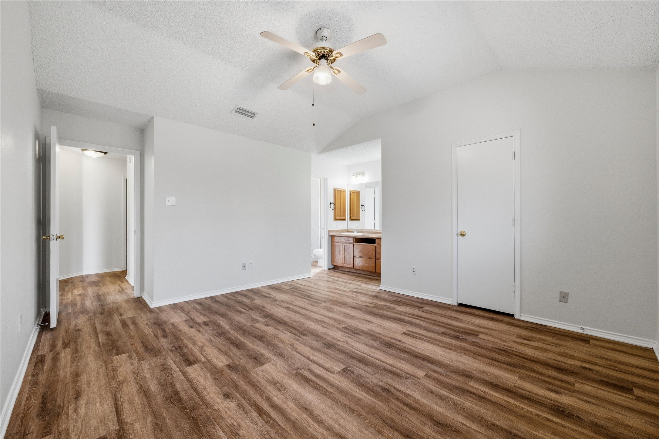 4238 Emerson Drive Grand Prairie TX 75052