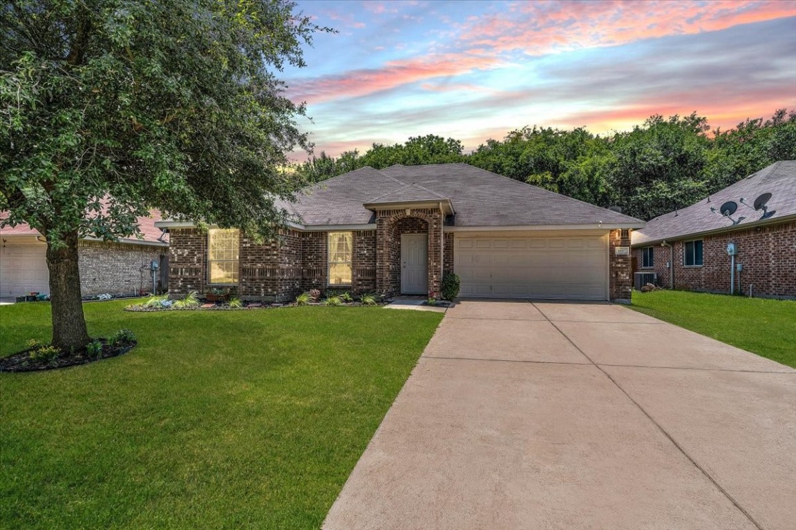 1607 Westgate Drive Terrell TX 75160