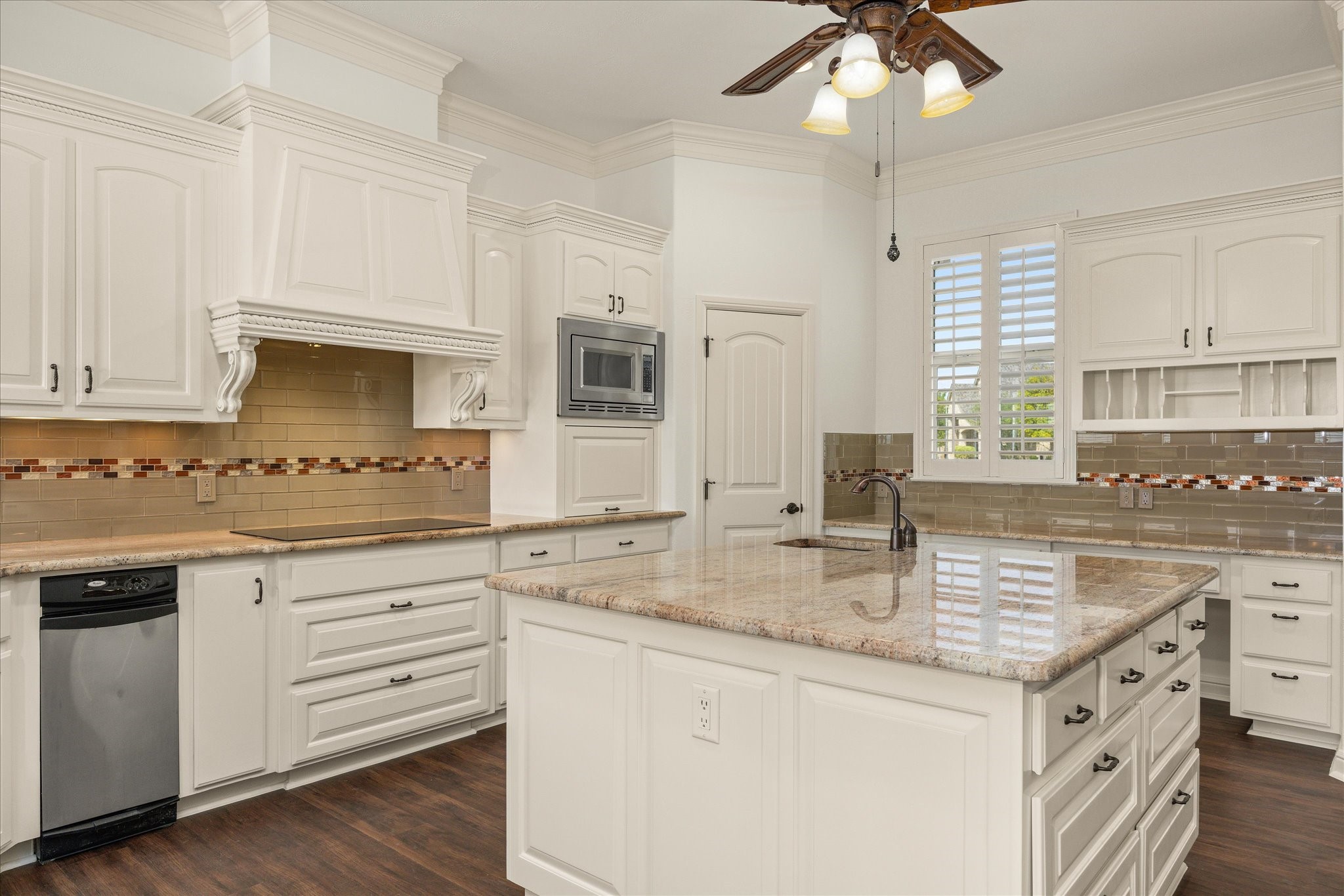 1213 Prestwick Court Granbury TX 76048