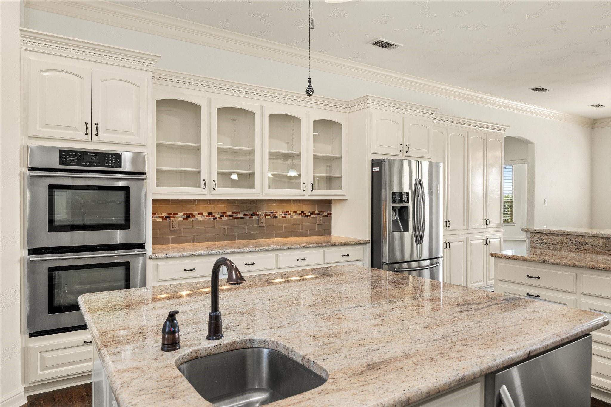 1213 Prestwick Court Granbury TX 76048