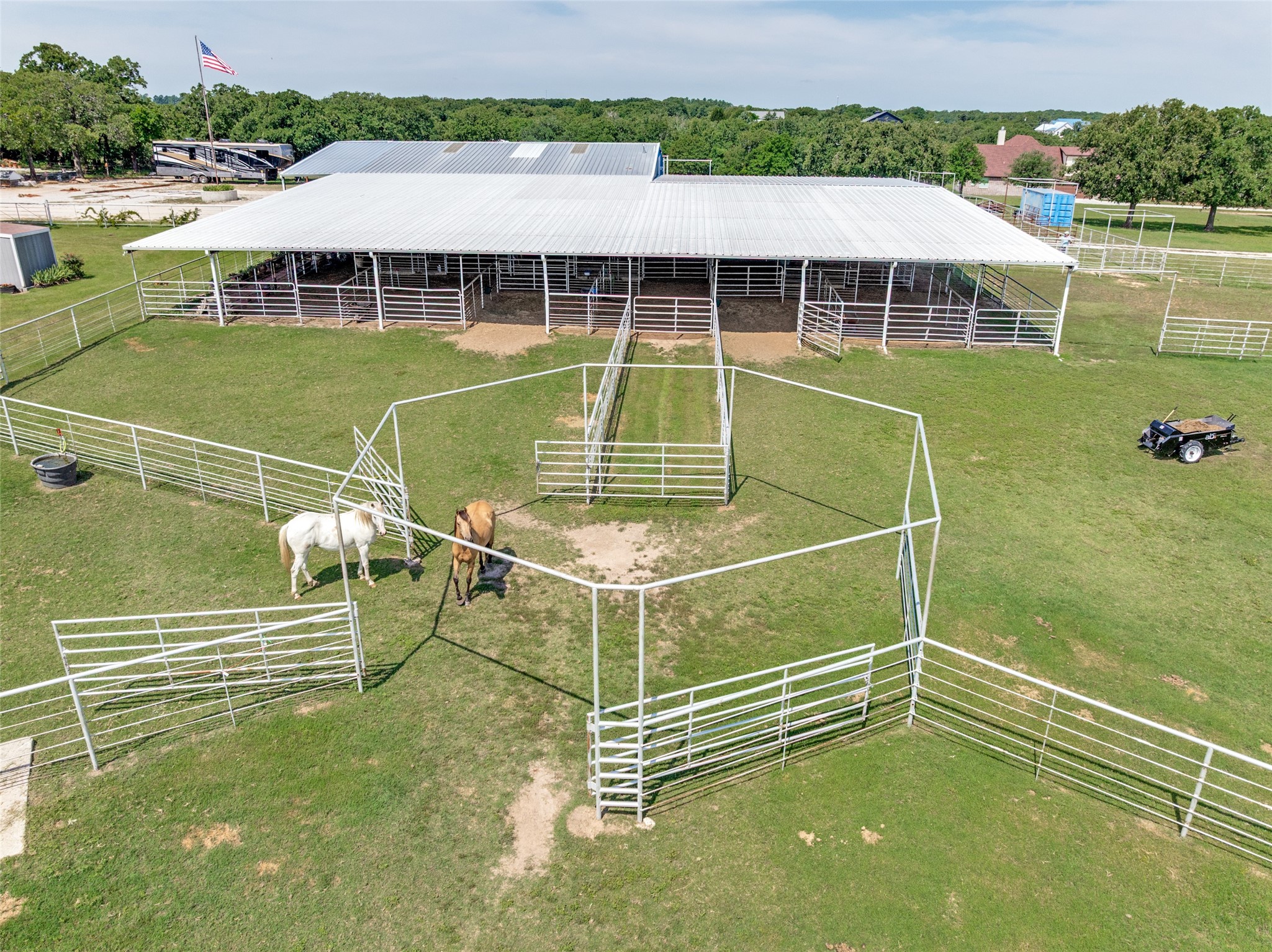 125 Rolling Bend Road Alvord TX 76225