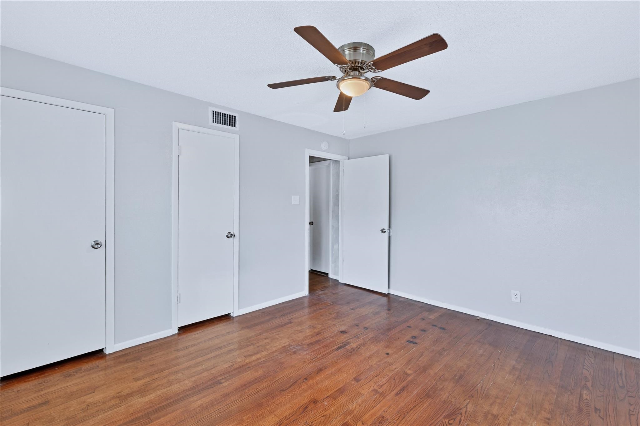4208 Huckleberry Circle Dallas TX 75216