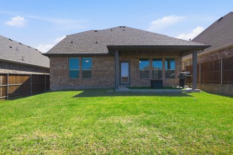 4727 Bluffview Drive Haltom City TX 76137
