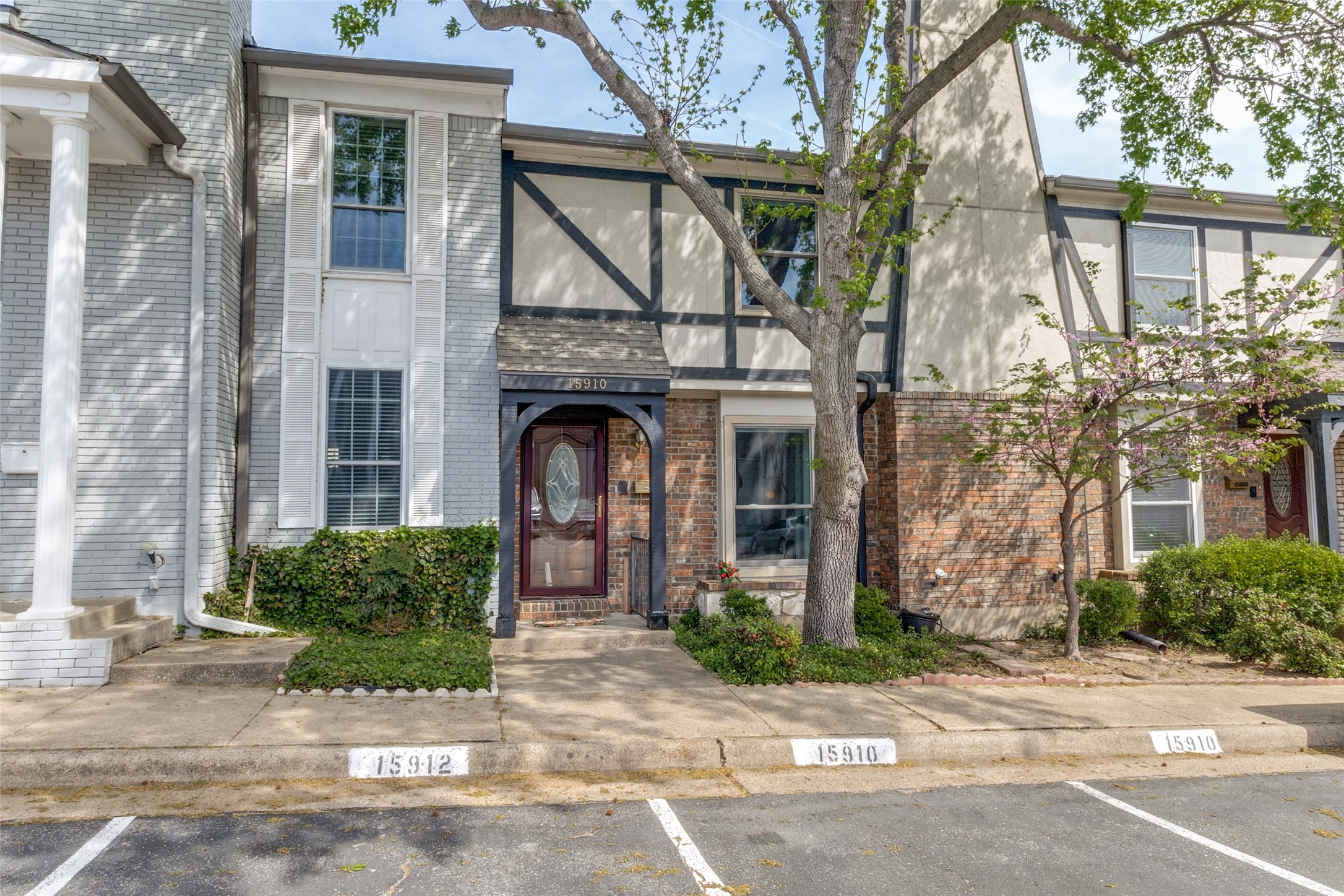 15910 Coolwood Drive Dallas TX 75248